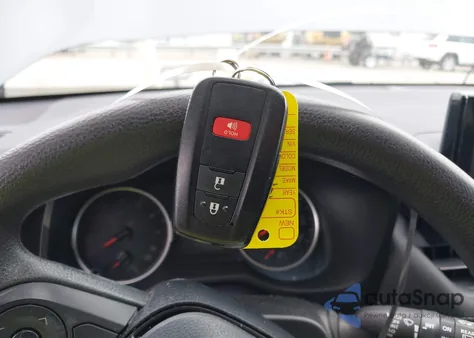 2021 Toyota Rav4 Xle z USA, uszkodzony, nr VIN 2T3W1RFV9MC113544